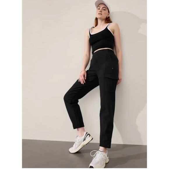 Athleta Endless High Rise Black Cargo Pant Size 2 - Picture 1 of 10
